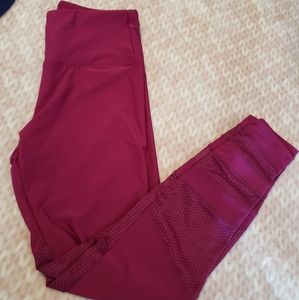 *RESERVED* High waisted mesh panel leggings